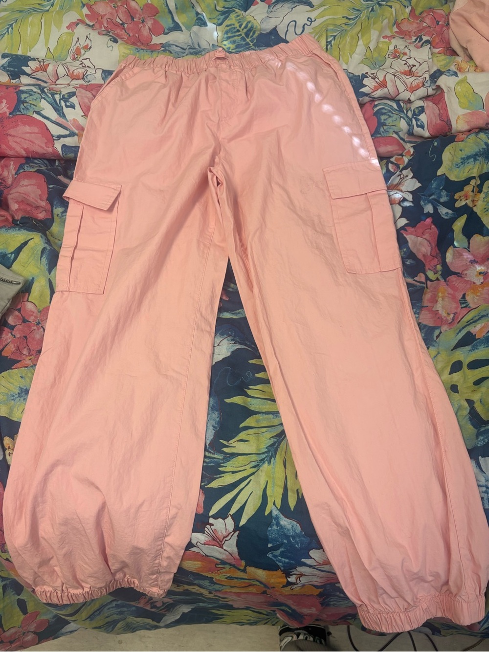 GAP Light Pink Cargo Jogger Pants